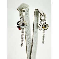 Gümüş Taşlı Yaprak Desenli Küpe